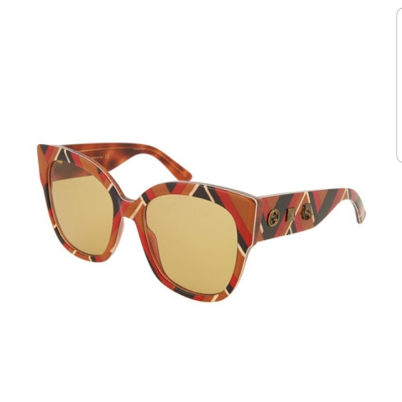 SOLD Gucci oversized cat eye acetatesunglasses - Picture 3 of 7